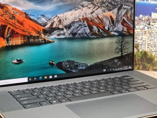 DELL XPS 17 9700 MAX /I9-10880H /RAM 64GB DDR4/DISK 2TB SSD /RTX 2060 6GB /17.3 POUCE 4K TACTILE 