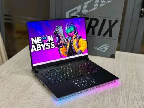 ASUS ROG STRIX SCAR 16 /Intel I9-13980HX / RAM 32GB  DDR5 4800MHZ/DISK 1TERA SSD NVEM GEN4  /NVIDIA GEFORCE RTX 4080 /ecran 16.1 POUCE  2.5K 240 HZ