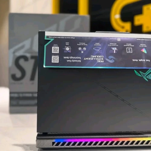 ASUS ROG STRIX SCAR 16 /Intel I9-13980HX / RAM 32GB  DDR5 4800MHZ/DISK 1TERA SSD NVEM GEN4  /NVIDIA GEFORCE RTX 4080 /ecran 16.1 POUCE  2.5K 240 HZ