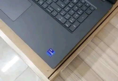 DELL PRECISION 7780/INTEL I9-13950HX VPRO/RAM 128 GB DDR5/1TB SSD/RTX 4000 ADA 12GB17.3 pouce FHD+