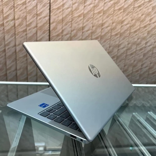 HP PROBOOK 465  G11/RYZEN 5-7535U/16 gb ddr5/512 SSD/AMD RADION TM  graphique/ecran 15.6  flhd+