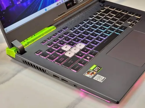 ASUS ROG STRIX G15 G513R R9-6900HX 5GZ/16gb ddr5/512gb ssd/NVIDIA RTX 3060 06gb/ECRAN 15 2.5K 240HZ 
