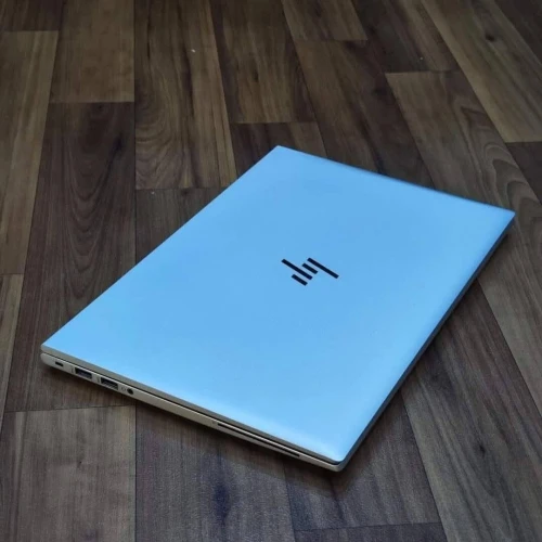 HP ELITEBOOK 830 G8/I7-1165G7 /ram16 GB DDR4/ DISK 256 GB SSD/14.1POUCE FHD/ INTEL IRIS XE GRAPHIQUE