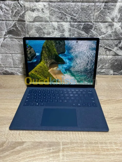 SURFACE LAPTOP 3/INTEL  I5-1035G7/08  DDR4/256GB  SSD/intel UHD graphique 4gb/13.4  2k tactile      