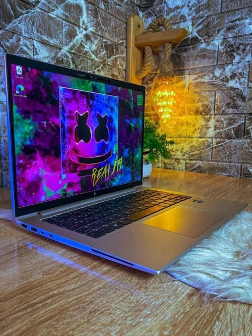 HP ELITEBOOK 840 G9 /CORE I5 -1240P /RAM 16 DDR5/ 256GB NVME /14 POUCE FHD TACTILE/INTEL IRIS XE