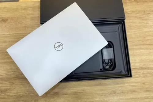 DELL XPS 15 9530 intel I9 -13900H  5.5GHZ 32GB DDR5 1TB SSD RTX 4060 15.6 POUCE IPS FULL HD