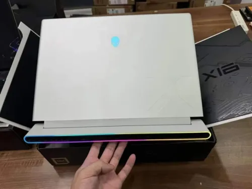 ALIENWARE X16 R2/ULTRA 9-185H/RTX 4080 12GB/RAM 32GB/2TB SSD/ECARN 16 3K 240HZ 