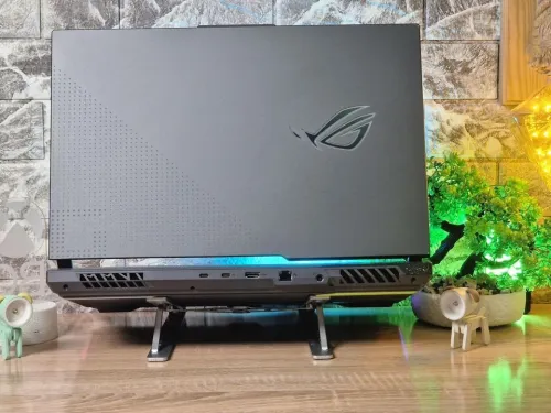 ASUS ROG STRIX G17/RYZEN 9-7845HX/ram 16gb ddr5/disk 512gb/ RTX 4060 8gb/17.3 IPS 144HZ