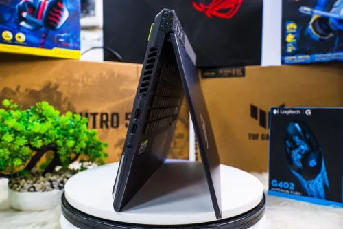 ASUS ROG STRIX SOUS EMBALLAGE/ R7-6800H/16DDR5/512SSD NVME/NIVIDIA RTX 3060/15.6POUCE 2K 165HZ 