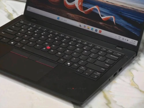 LENOVO THINKPAD L14 GEN 6/RYZEN 5 PRO 215W  5GHZ/RAM 16GB DDR5/256GB SSD/ECRAN  13.3 FHD+