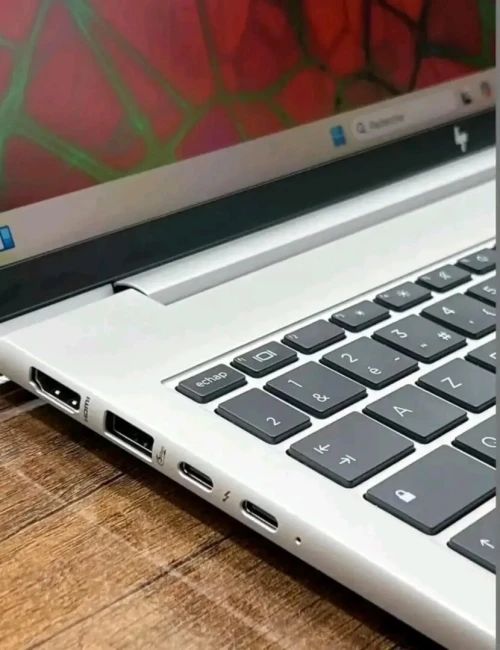 HP PROBOOK 4 G1I 16 2025/ULTRA 7-255U/RAM 16GB DDR5/DISK 512GB SSD/ECRAN 16 POUCE FHD+