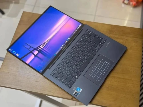 ASUS ZENBOOK 14 OLED/INTEL I7-13700H/16GO DDR5/1TB SSD/14.5 POUCE OLED  120HZ  