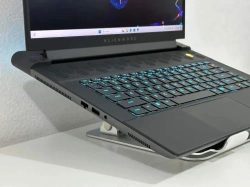 DELL ALIENWARE M16 R1/I9-13900HX 5.5GHZ/RAM 32GB DDR5/4TB SSD/NVIDIA RTX 4090 16GB 175WTT