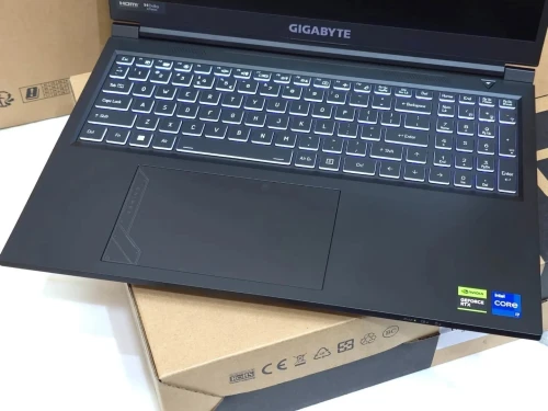 GIGABYTE G6 GAMING INTEL I7-13620H 5GHZ 32GB DDR5 5600MHZ 2TB SSD NVEM RTX4060 16.1 IPS FHD 144Hz