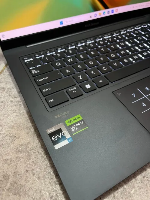  ASUS ZENBOOK 14X PRO 2.8K OLED/INTEL I9 -13900H/ RAM 32 GB/DISK 1024GB/NVIDIA RTX 3050/OLED120hz 