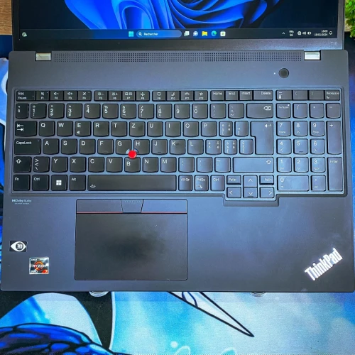  LENOVO THINKPAD T16 GEN 1/RYZN 7-6850H PRO 5GHZ/RAM 16GB DDR5 6400HZ/512GB SSD/ECRAN 16.1 POUCE