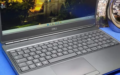 dell précision 3551 station INTEL I7-10850H 16GB DDR4 1T  SSD NVEM INVIDIA QUADRO T2000   