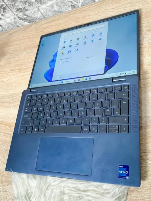 DELL LATITUDE 7440 TACTILE 2023 intel I5 -1335U 32GB DDR5 256GB ssd 14.1 pouce