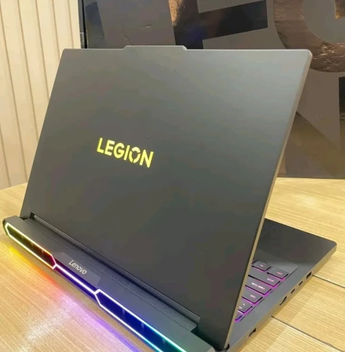 LENOVO LEGION 7 PRO 2025/ULTRA 9-275HX/RAM 32GB/DISK 1TB/NVIDIA RTX 5080 16GB/ECRAN 16 OLED 2K 240HZ