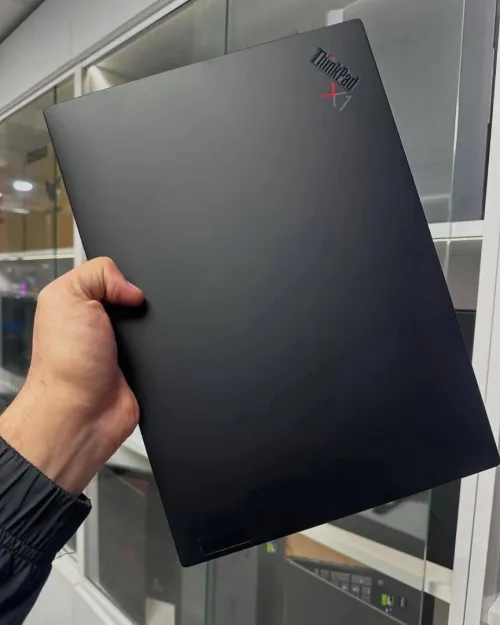 LENOVO THINKPAD X1 CARBONE GEN 11 INTEL I7-1255U EVO 16GB DDR5 512GB SSD 14 POUCE