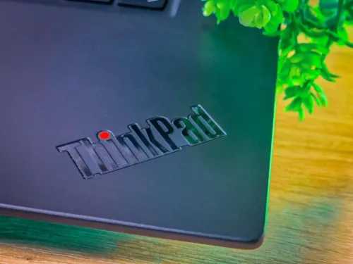 LENOVO THINKPAD P1 GEN 4/intel I7-11850H/RAM 16GB/ 512GB ssd/NVIDIA A2000 4GB/16 pouce 2.5K IPS  