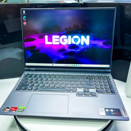 Lenovo Legion 5 pro /RYZEN 7-5800H/ 16GB DDR4 / 1024 ssd/NVIDIA  RTX 3070/15.6  pouce 2K  IPS  165Hz