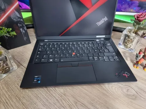 LENOVO THINKPAD X1 CARBONE GEN 9 /I7-1165G7 EVO VPRO /RAM 32GB/DISK 1TB SSD /ECRAN 14 4K IPS  