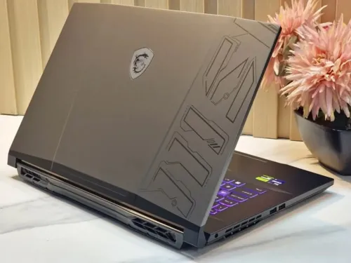 MSI PULSE 17 B13V/INTEL CORE I9-13900H/16GB DDR5/512 GB SSD/NVIDIA RTX 4070 08GB/17.3pouce FHD144HZ 
