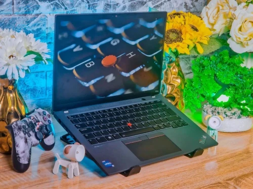 LENOVO THINKPAD P14S GEN 4 2024/I5-1340P 5GHZ/RAM 16GB DDR5/DISK 512GB SSD/NVIDIA RTX A500 4GB
