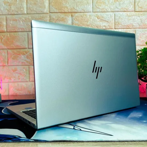 HP ELITEBOOK 840 G8/intel I5-1165G7 /ram 16 gb ddr4/disk 256 gb ssd/ecran 14 pouce fullhd IPS 