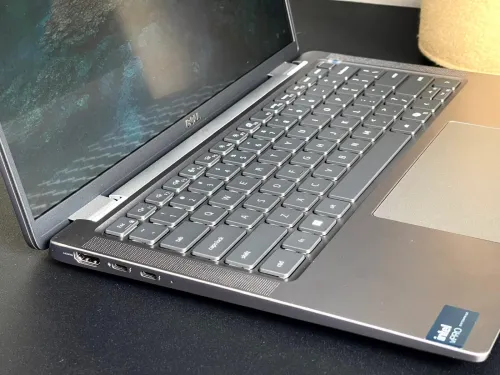 DELL LATITUDE 7450/ULTRA 5 135U 5GHZ/RAM 16GB DDR5/256gb ssd/ECRAN 14.1 POUCE