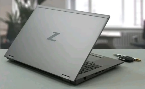 HP ZBOOK FURY 17 G8 station de TRAVAIL \ intel i7 -11850H \RAM 16GB  DDR4. 3200hz\DISK 512GB SSD NVUM \nvidia quadro RTXA3000 6gb up 16gb\ecran 17.3  pouce FUH IPS