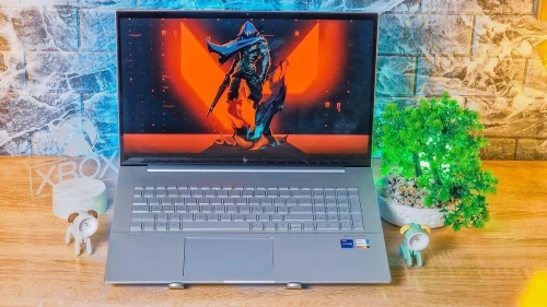 HP ENVY 17 TACTILE 2023 INTE I7-13700H 5.3ghz 16gb DDR4  512gb ssd 17.3 POUCE TACTILE