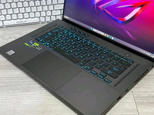 ASUS ROG ZEPHYRUS M16/I9-13900H 5.3GHZ/RAM 32GB/2TB SSD/NVIDIA RTX 4090 16GB/ECRAN 16POUCE 240HZ