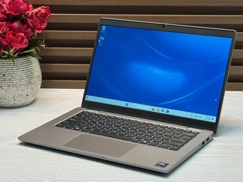 DELL LATITUDE 5350/INTEL ULTRA 5 125U/16 DDR5/256 SSD//ecran 13.3 pouce  IPS FHD