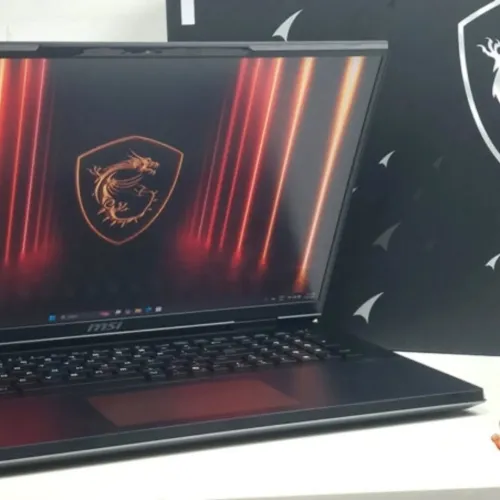 MSI TITAN 18HX AI EDITION 2025 A2XWIG/Ultra 9 285HX/64GB/ 4TB  SSD/RTX 5080  16GB/ 18 " IPS 4k  