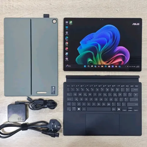 ASUS  ProArt PZ13 OLED/SnapdragonX PLUS/16GB DDR5/1TB SSD/ ECRAN 13.4 pouce 3k TACTILE