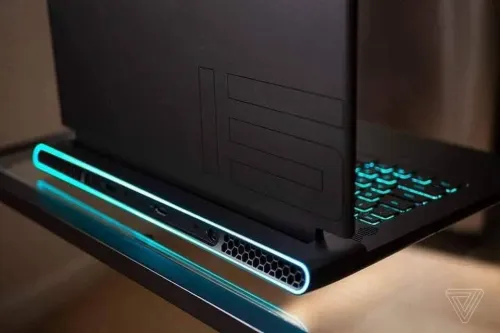  ALIENWARE M15 R6/intel I7 -11800H/ 64gb ddr4/1024gb ssd/nvidia RTX 3060 6GB/5.6  pouce 2k  244HZ
