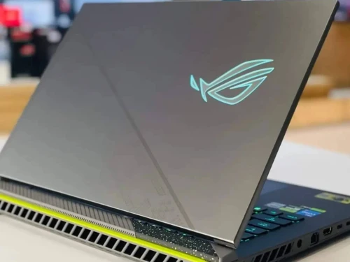 ASUS ROG STRIX G16 2023 INTEL I7-13650HX 32GB DDR5 512GB ssd RTX 4050 16 POUCE FHD 165 hz
