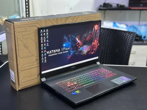 MSI KATANA 17/INTEL i7-13620H/RAM 16gb  DDR5/ NIVIDIA RTX 4060 08/DISK 512 NVME/17.3 FHD 144 HZ  