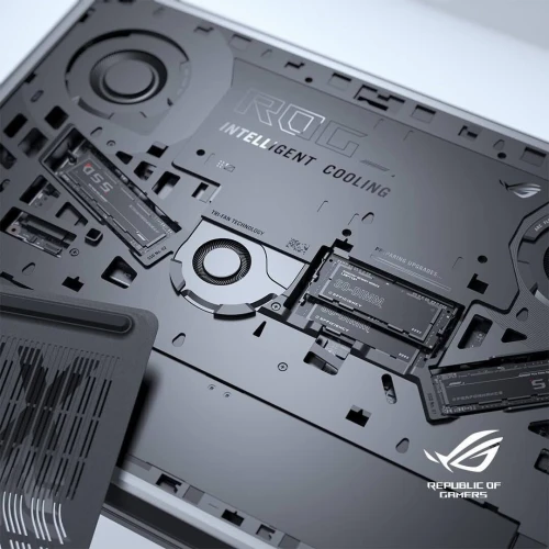 ASUS ROG STRIX SCAR 18 G835LX-XS98/ULTRA 9-275HX/32GB/2TB  SSD/NVIDIA RTX 5080 16GB/18" 240HZ