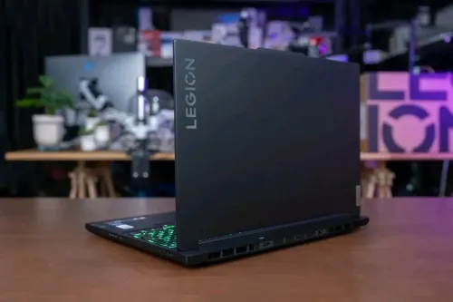 LENOVO LEGION 7/I9-14900HX/32GB DDR5/1024GB SSD/RTX 4070/ECRAN 16 2.5K 240HZ