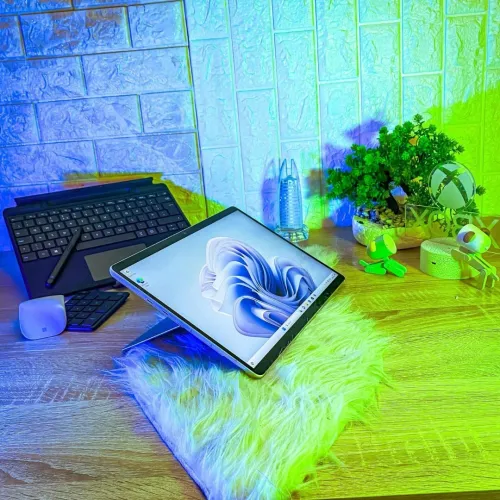 MICROSOFT SURFACE PRO 9 /INTELI7-1265U/RAM 16GB DDR5 /DISK 512TB SSD/13.3 POUCE  3k  TACTILE