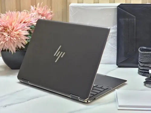  HP SPECTRE 14 X360/I7-1355U 5GHZ/RAM 32GB DDR5/DISK 1TB SSD/ECRAN 14 POUCE 4K X360 TACTILE