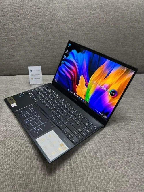 ASUS ZENBOOK 13/ intel i7-1165G7 EVO/16 gb ddr5 /1024 gb ssd/ iris xe  graphique  13.3 pouce OLED 
