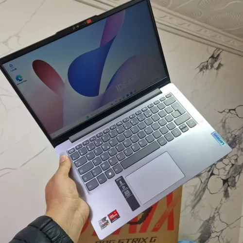 LENOVO EDIAPAD SLIM 3 14 2025 RYZEN 5-7520U 16GB DDR5 512GB SSD 14 pouce full hd empreinte digitale