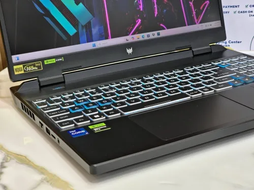 PREDATOR HELIOS 16/I7-14700HX/16GB DDR5/DISK 512 NVME/RTX 4060 08GB/16 pouce 2.5k  240 HZ