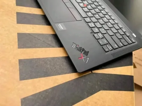 LENOVO THINKPAD X1 CARBONE GEN 10 INTEL I5-1245U EVO 32GB DDR5 256GB SSD 14 IPS FHD TACTILE 