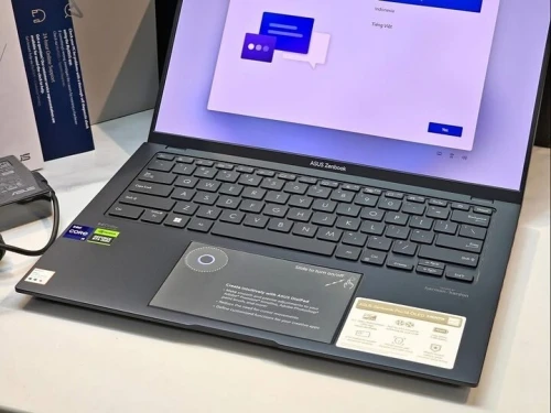 ASUS ZENBOOK 14 OLED/INTEL I9-13900H/48 GO DDR5/DISK 2TERA NVME/RTX 4070 08 GB/14.5 2K TACTILE OLED 