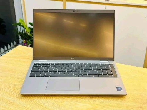 DELL LATITUDE 5540/I7-1370P 5GHZ/RAM 32GB DDR5/1TB SSD/ECRAN 15.6 POUCE